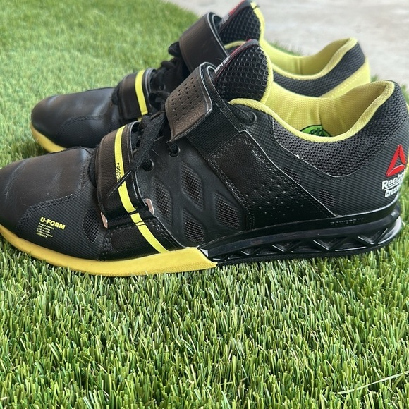 Reebok Other - Reebok CF74 CrossFit Training shoes Men’s Size 8
